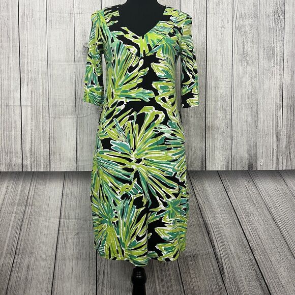 Lilly Pulitzer Dresses & Skirts - Lilly Pulitzer Small Multicolored Short Sleeve Shift Dress *Missing Belt*
